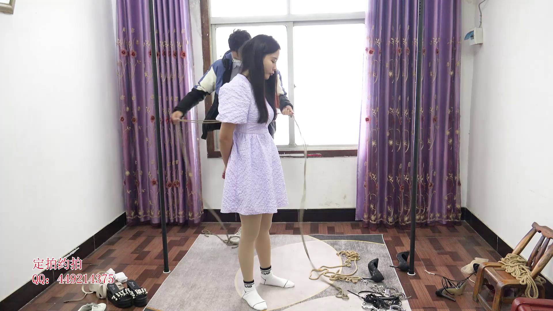 子衿原创 麦琪紫裙白袜驷马放置挣扎