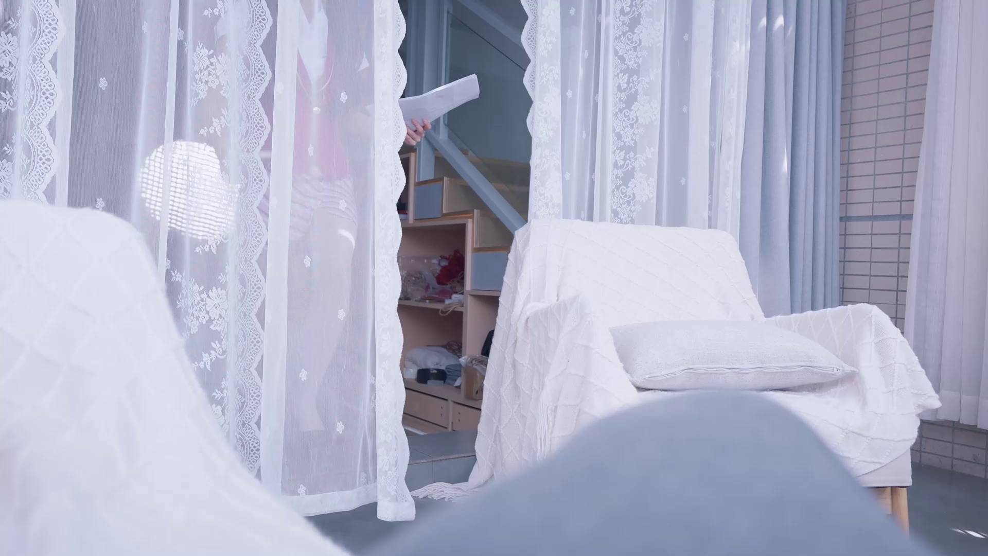 悠米 美女空姐劫持记3