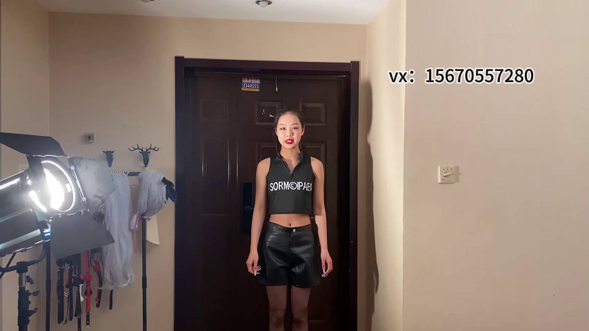 山鬼原创 孙若薇在网上约好来工作室体验脱缚，输了惩罚
