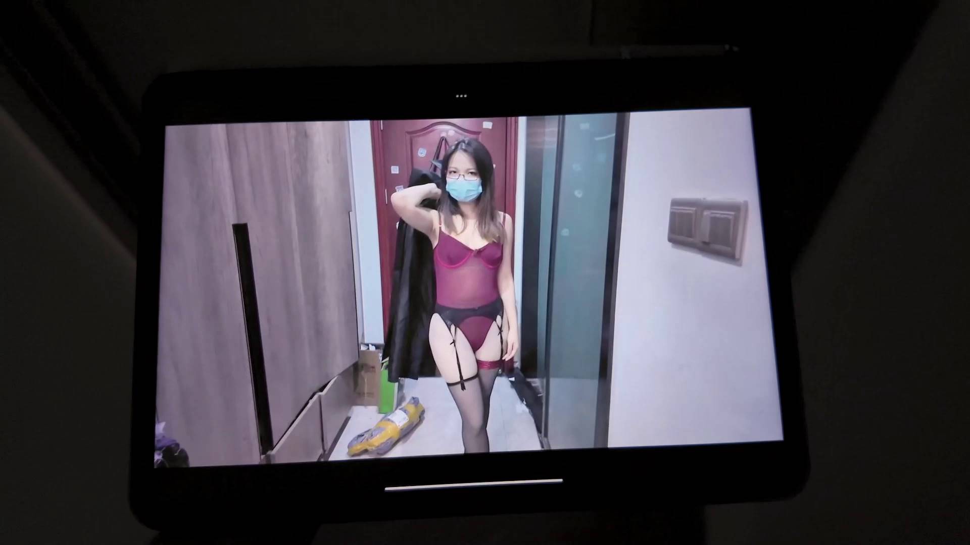 海砂原创 重度抖m妻子的训练计划（第一集）重口味深侯呕吐，塞入水箱体验水位逐渐升高的绝望体验